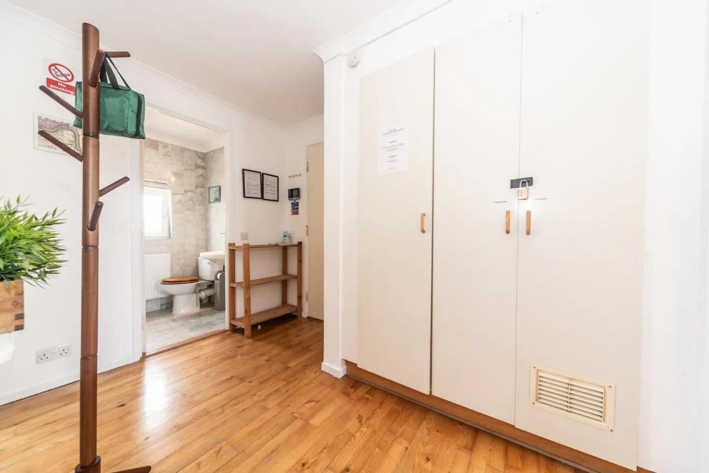 Sunny Maisonette With Views Over Canary Wharf, London Bagian luar foto